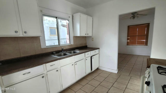 3916 NATIONS AVE, EL PASO, TX 79930, photo 3 of 32