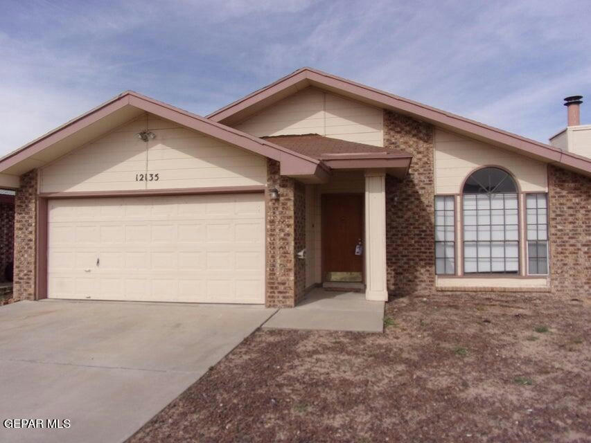 12135 QUAIL HARVEST LN, EL PASO, TX 79936, photo 1 of 12