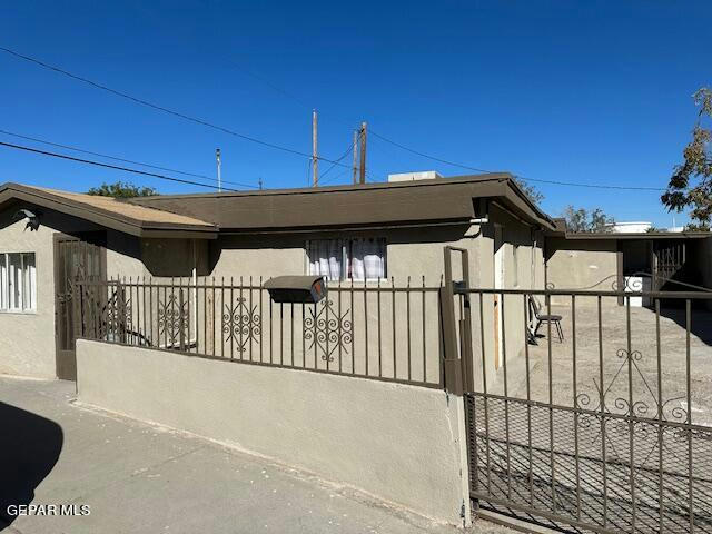 6411 SAMBRANO AVE, EL PASO, TX 79905, photo 1 of 10