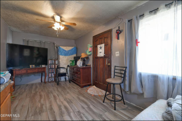 316 DUNNE AVE, EL PASO, TX 79905, photo 3 of 25